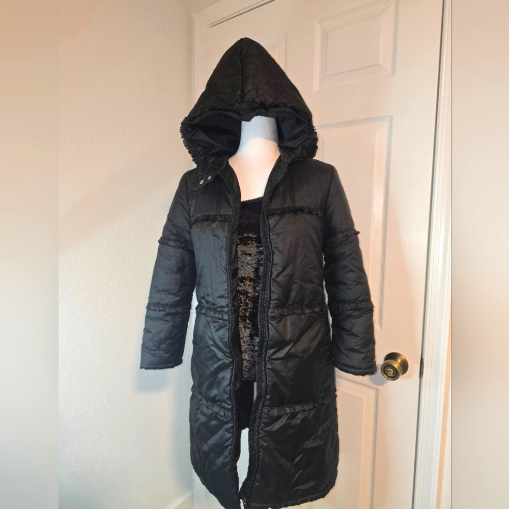 MOSCHINO junior Girls black  puff coat with ruffling detailing. Size 10/11